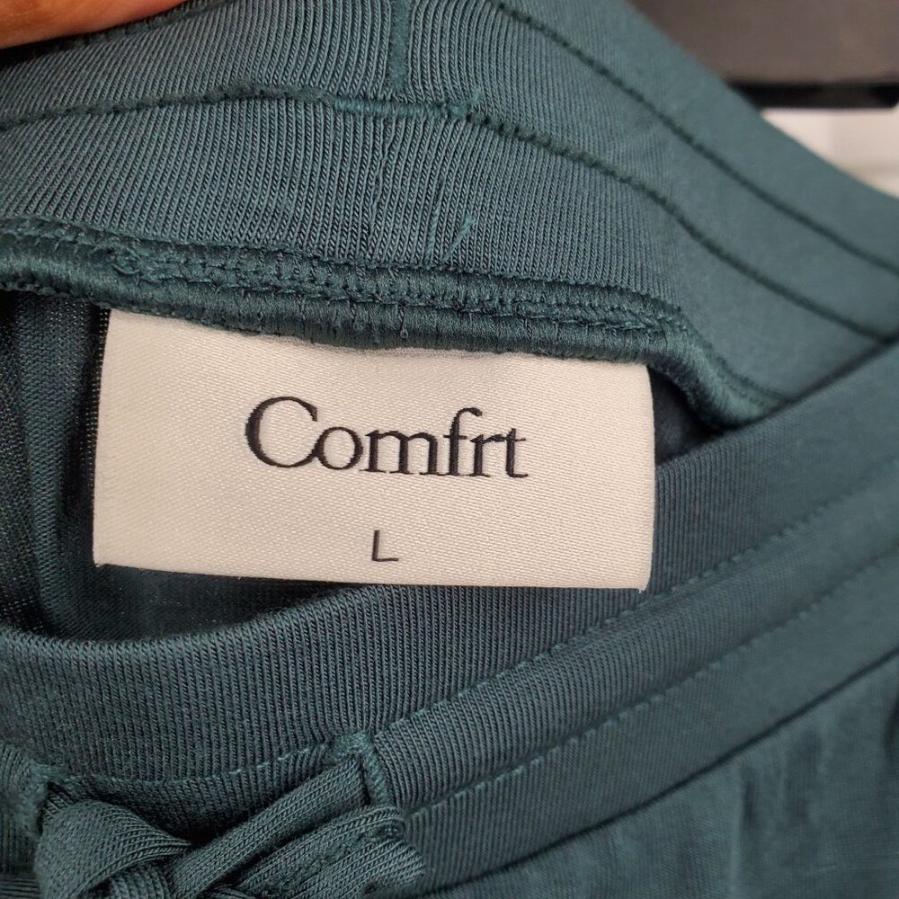 Women's Green Pajama Set Fits like a S! - Picture 10 of 15